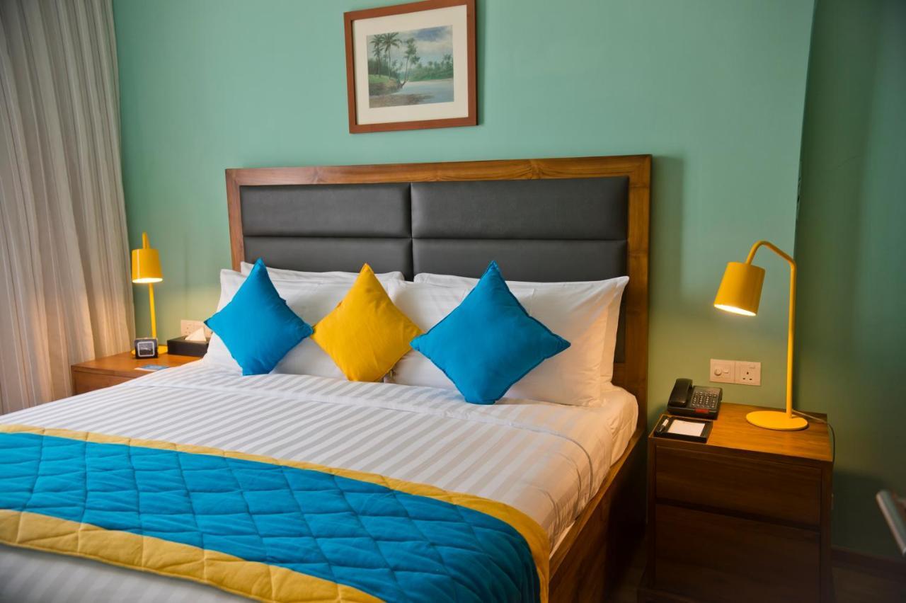 Ocean Edge Suites & Hotel Colombo Luaran gambar